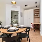 Apartmán Easy Rent- Reduta 52, Citycenter, 24h Check-in *