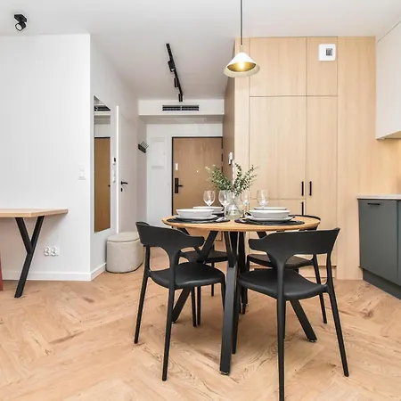 Easy Rent- Reduta 52, Citycenter, 24h Check-in Daire Lublin